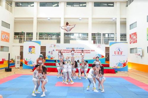 11 đội tranh tài Giải thể dục cổ động 'Infinity Cheerleading Championships 2020'