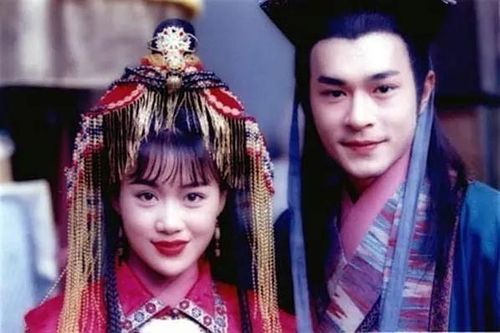 'Chúc Anh Đài' Lương Tiểu Băng chật vật ở tuổi ngoài 50