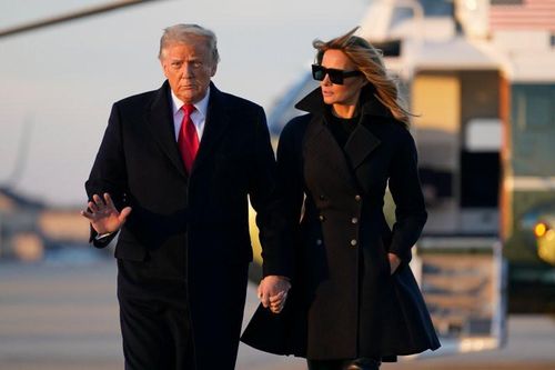Lại rộ tin Nhà Trắng sử dụng người đóng thế bà Melania Trump