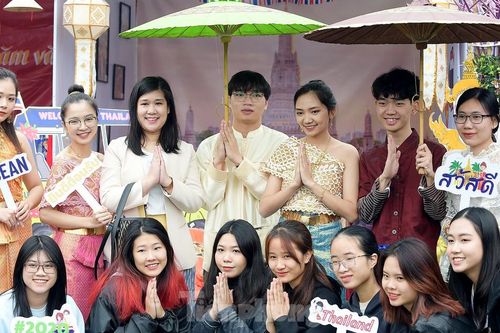Tưng bừng ngày hội Thanh niên Việt Nam - ASEAN năm 2020