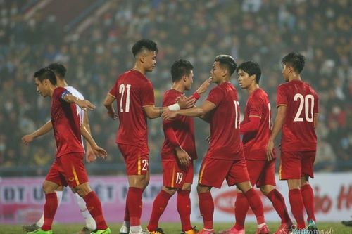 Quang Hải ghi tuyệt phẩm, ĐT Việt Nam bị đàn em U22 cầm hòa