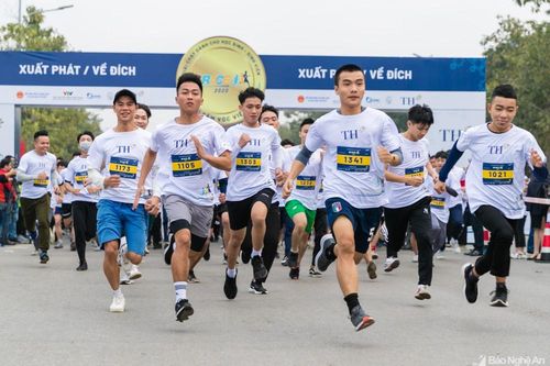 Hơn 3.500 học sinh, sinh viên Nghệ An tham gia Giải chạy 'S-Race 2020'