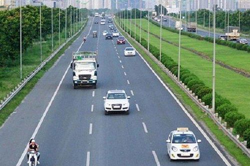 Khoảng cách an toàn giữa 2 xe khi tham gia giao thông là bao nhiêu?