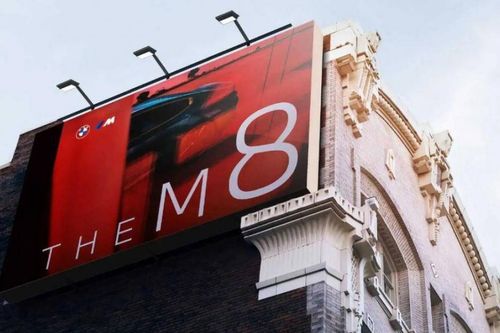 BMW lắp đặt biển quảng cáo thông minh để phát hiện xe hết bảo hành