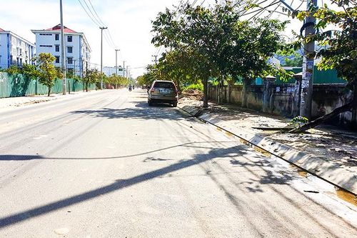 Đã vệ sinh khu vực thi công Bệnh viện Ung bướu