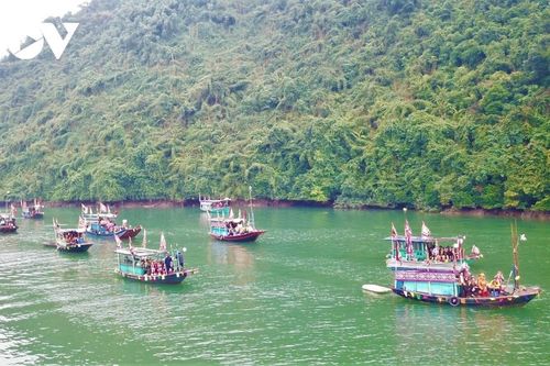 Độc đáo lễ hội cúng thủy tổ Bàn Vương của người Dao