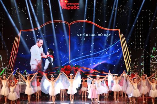 Vinh quang Tổ quốc