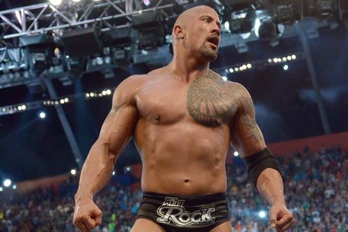 The Rock và những sao nam Hollywood phẫu thuật thẩm mỹ
