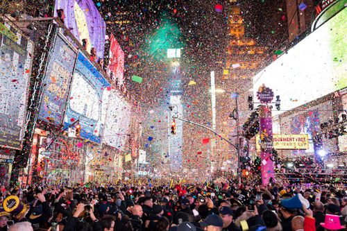 Giao thừa 2021 tại New York không còn đám đông Quảng trường Thời đại