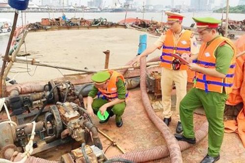 Ba Vì xóa điểm nóng cát tặc