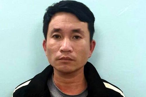 Bắt đối tượng tạt hóa chất