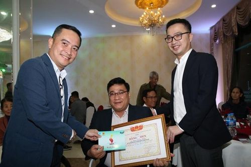 Tuyên dương 64 tấm gương tỏa sáng nghị lực Việt