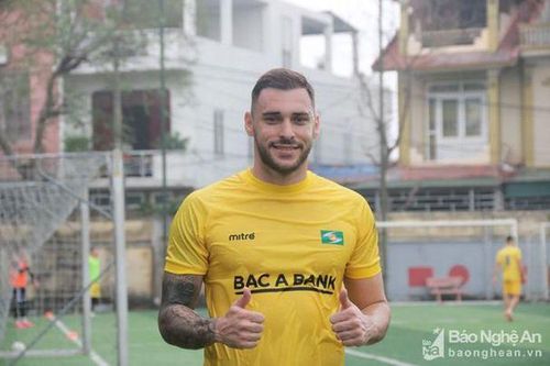 Câu lạc bộ SLNA chính thức ra mắt ngoại binh thứ 2 V.League 2021