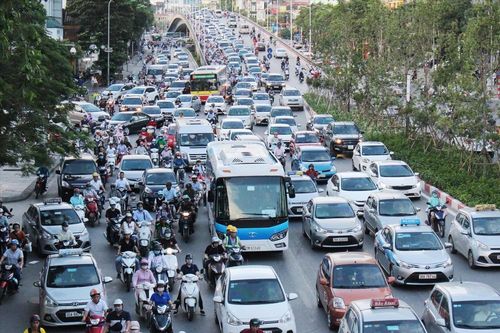 Hà Nội xử lý ùn tắc giao thông dịp tết: Giảm xe kinh doanh, xóa điểm xung đột