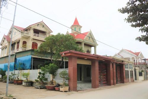 Trở lại làng tỷ phú xứ Nghệ: Ra đi để trở về