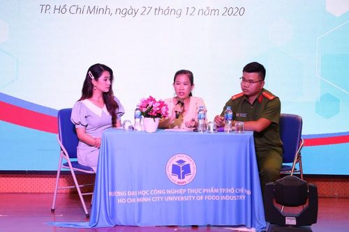 Trang bị kỹ năng ứng tuyển cho người trẻ