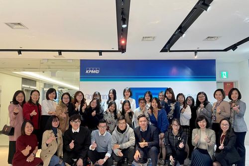 51 sinh viên xuất sắc nhận học bổng KPMG - ICAEW S.T.A.R 2021