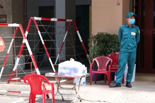 TPHCM họp khẩn ứng phó diễn biến mới của dịch COVID-19