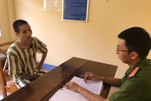 Đập phá đồ đạc, chém công an trọng thương