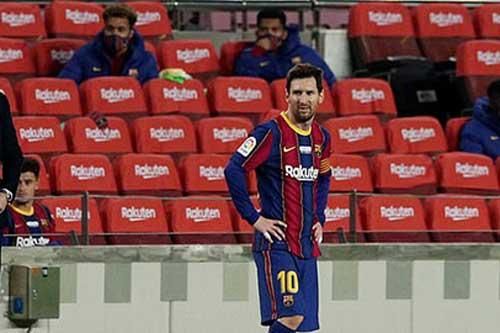 Messi kéo dài kỳ nghỉ, không đá trận cuối năm với Barca