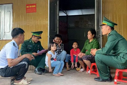 Tăng cường xây dựng tổ chức Ðảng trong sạch, vững mạnh