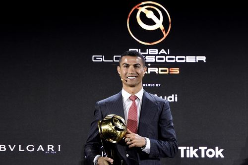 Ronaldo giành giải cầu thủ hay nhất thế kỷ