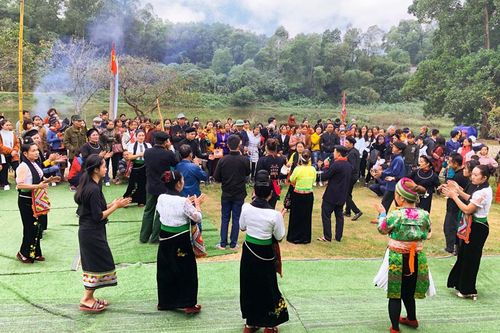 Phiên chợ vùng cao tại Hà Nội chào năm mới 2021