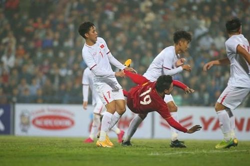 Cơ hội thi đấu và thử nghiệm lối chơi