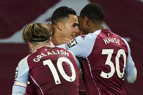 Aston Villa liên tục gây bất ngờ ở Premier League mùa này