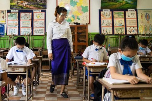 Campuchia cho phép trường tư được đón học sinh trở lại