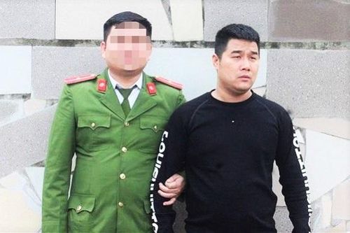 Nghệ An: Dùng điện thoại dởm để lừa đảo, chiếm đoạt hàng trăm triệu đồng