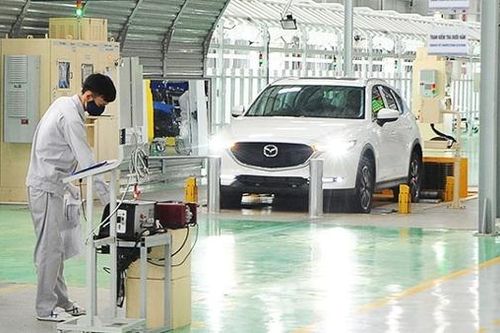 Dừng chính sách giảm 50% phí trước bạ ôtô sản xuất, lắp ráp trong nước