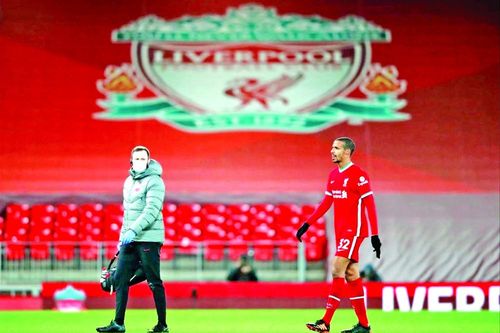 Lỗ hổng Liverpool cần vá để bảo vệ ngôi vương