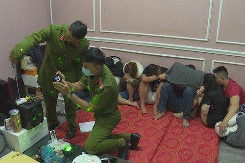 Chi hơn 8 triệu đồng mua ma túy tổ chức tiệc sinh nhật