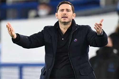 Thời gian dành cho Lampard tại Chelsea đang cạn dần