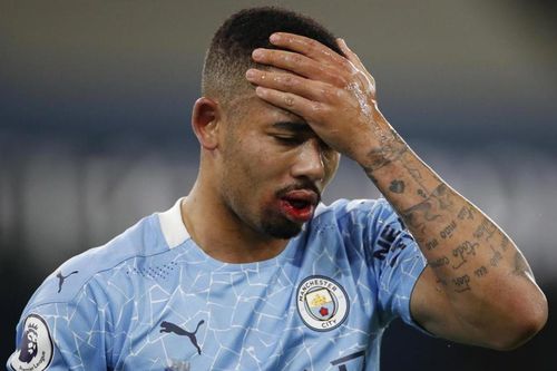 Man City 'toang' vì Covid-19, hoãn trận Everton