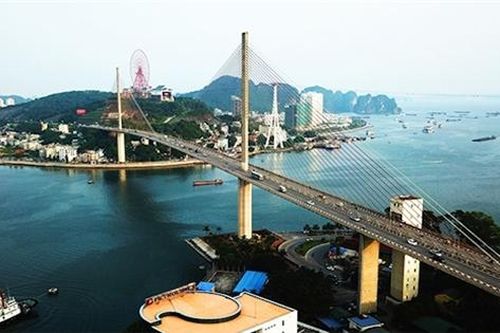 Quảng Ninh tiếp tục mục tiêu phát huy hiệu quả 3 đột phá chiến lược