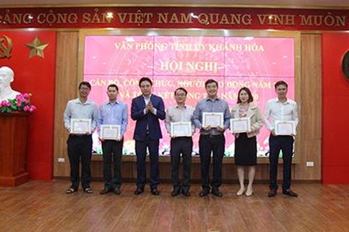 Văn phòng Tỉnh ủy Khánh Hòa tổ chức Hội nghị cán bộ công chức, người lao động năm 2021