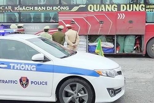 Tăng cường chống buôn lậu dịp cuối năm