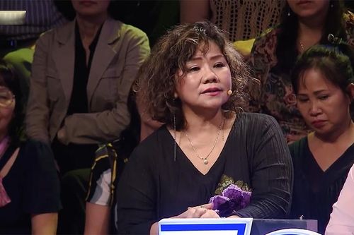 NSND Thanh Hoa: 'Tôi vẫn nhớ anh dí tay vào đầu tôi và nói đợi anh về'