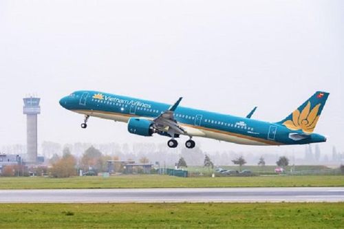 Vietnam Airlines báo lỗ ít hơn dự kiến