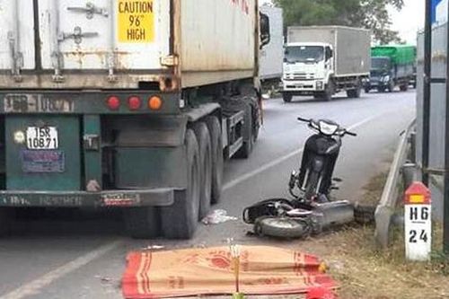 Tai nạn thương tâm ở Hải Dương: Cháu gái tử vong, bà nội nguy kịch trên đường đi chợ về