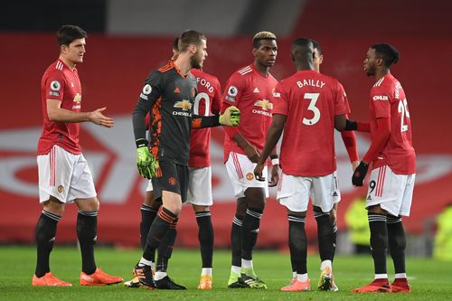 Man Utd áp sát ngôi đầu của Liverpool