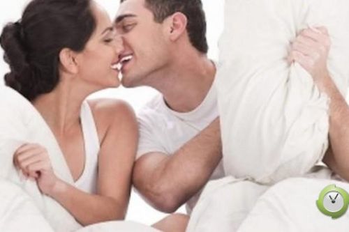 Làm chuyện ấy trong mùa đông nhận ngay 6 lợi ích quý hơn vàng