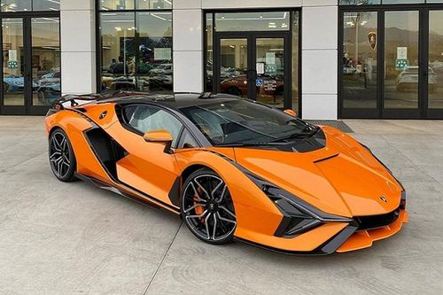 Lamborghini Sian đầu tiên đến Mỹ 'khoác áo độc', hơn 76 tỷ đồng