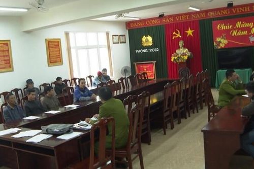 Bắt giữ 'trùm' tổ chức cá độ, đánh bạc qua mạng xã hội