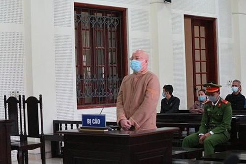 Kẻ 'thích' ăn cơm tù mặc áo số lại buôn ma túy, thủ súng trong nhà