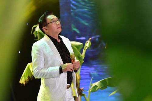 Ca sĩ Đình Văn gây xúc động với ca khúc 'Mất mẹ'