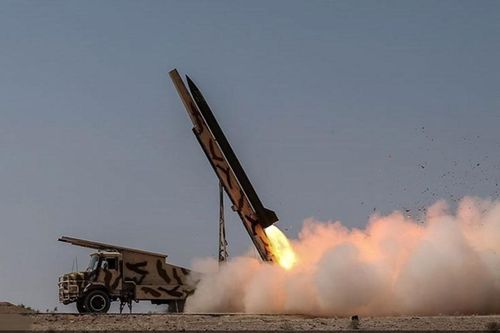 Iran triển khai tên lửa tầm ngắn và máy bay không người lái tới Iraq