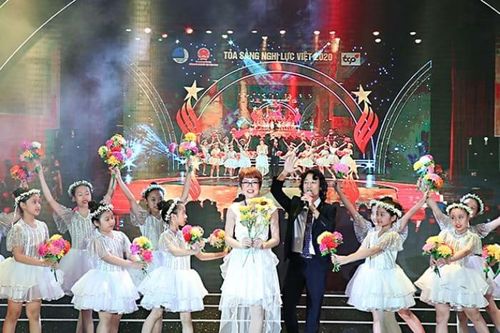 Vinh danh 64 thanh niên khuyết tật truyền cảm hứng